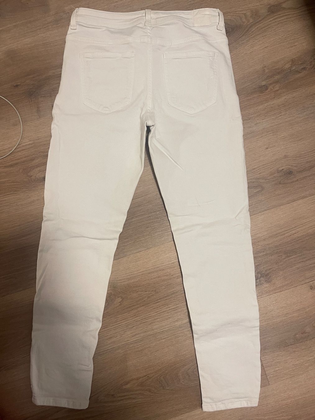 Zara Jeans: Damen Jeans Weiss – Nuovo (secondo la descrizione) da Winterthur venduto da Milan340 2