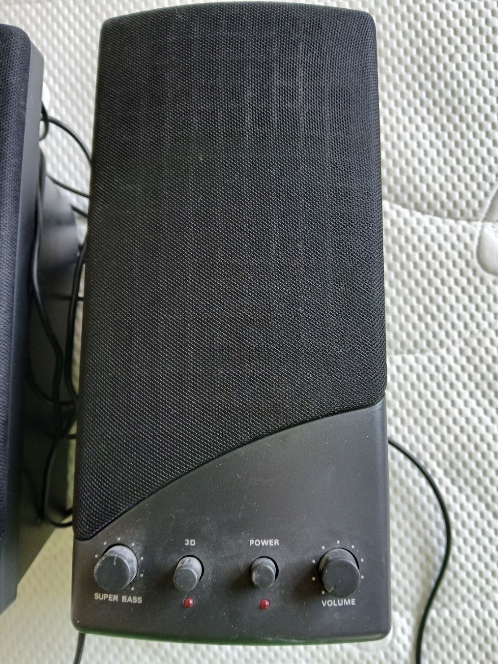 Haut-parleurs: Multimedia Speaker System 2.0  – D'occasion à Dübendorf par rol_fm6d 1