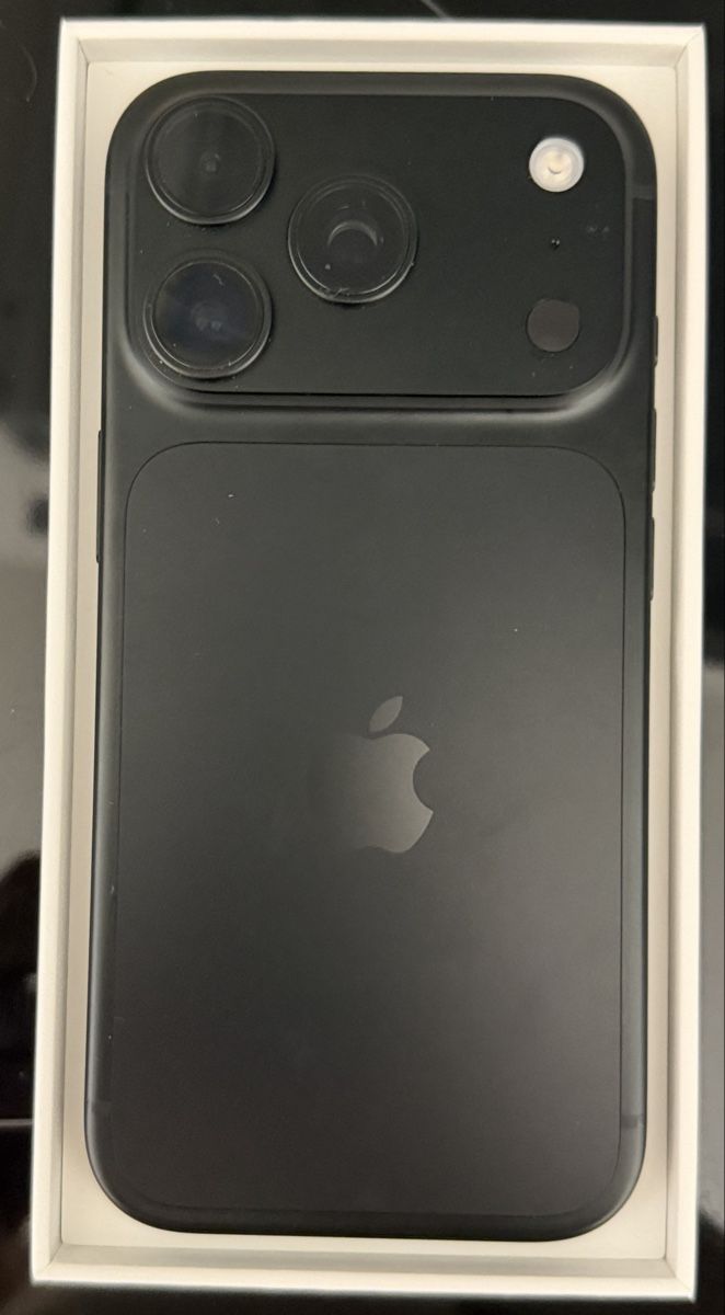 Apple Handys / Smartphones: Apple iPhone 18 Pro, 512 GB, schwarz – Neu (gemäss Beschreibung) aus Thayngen von Silvan2012 2