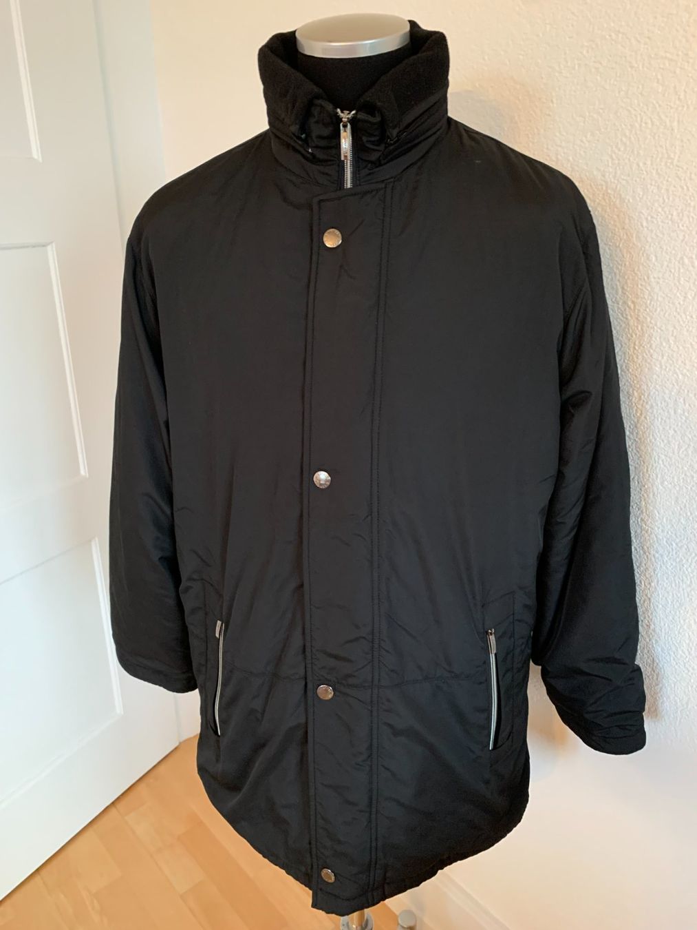 Giacche: Kingfield Herren Jacke, Gr. 52, Schwarz – Usato da Worb venduto da farben20zauber