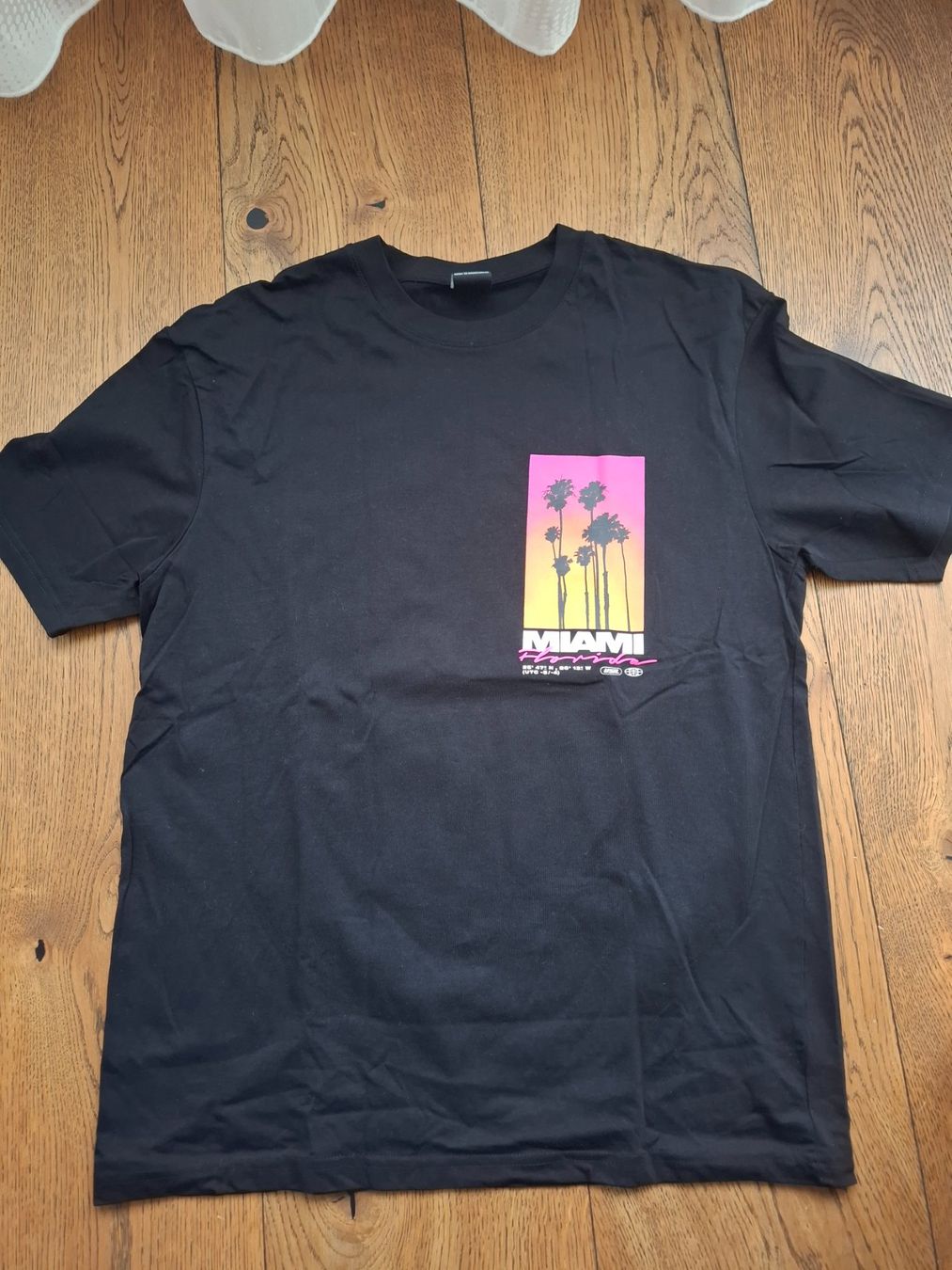 T-shirt: T-Shirt Miami Florida – Nuovo (secondo la descrizione) da Rotkreuz venduto da Strudi
