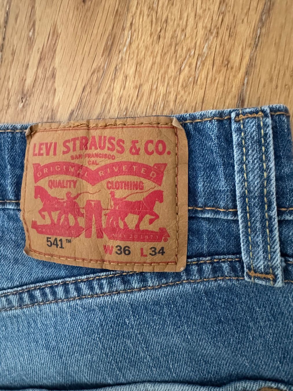 Jeans: Jeans – D'occasion à 6315 Oberägeri par jud_mzd5 2