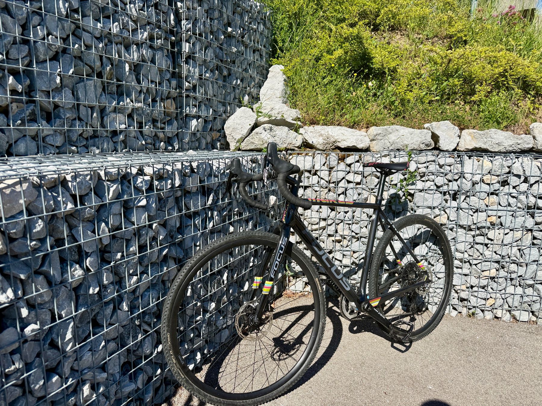 Focus Velos: Focus Mares CX carbone - freins disque - excellent état – Gebraucht aus Corcelles NE von Todio 1