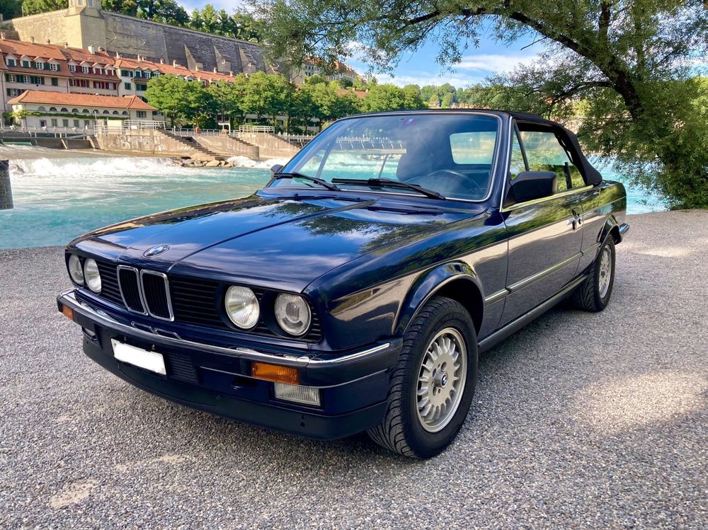 BMW E30 320i Cabriolet