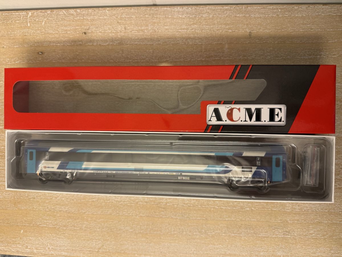 ACME Modellini di ferrovie: ACME 52073 MAV Bpmz FABRIKNEU – Nuovo e nell'imballaggio originale da Zürich venduto da Volanbusz