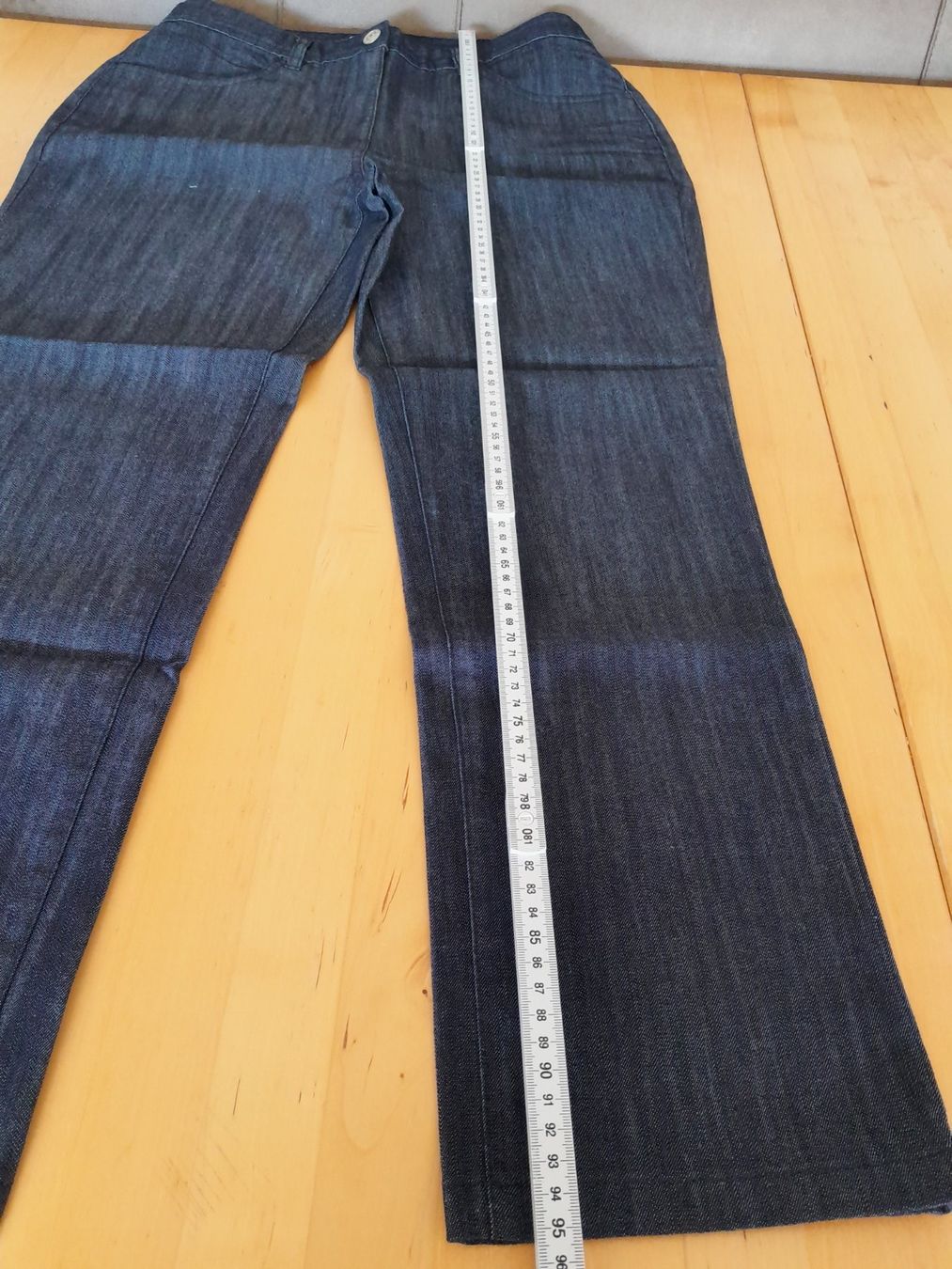 Pantaloni: Pantalon DAMART neuf 42 – Nuovo (secondo la descrizione) da Charmey (Gruyère) venduto da Laulau.sansan 4