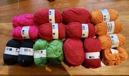 Konvolut 16x Strickgarn „HOME“ von Manor