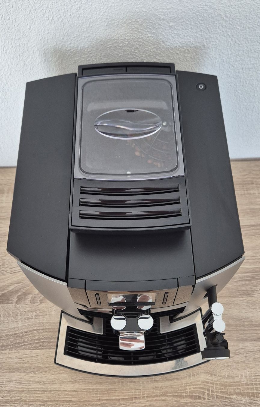 Jura Macchine per caffè & Macchine per espresso: Jura We8 - top Zustand! – Usato da Sursee venduto da Marcelo.22 6