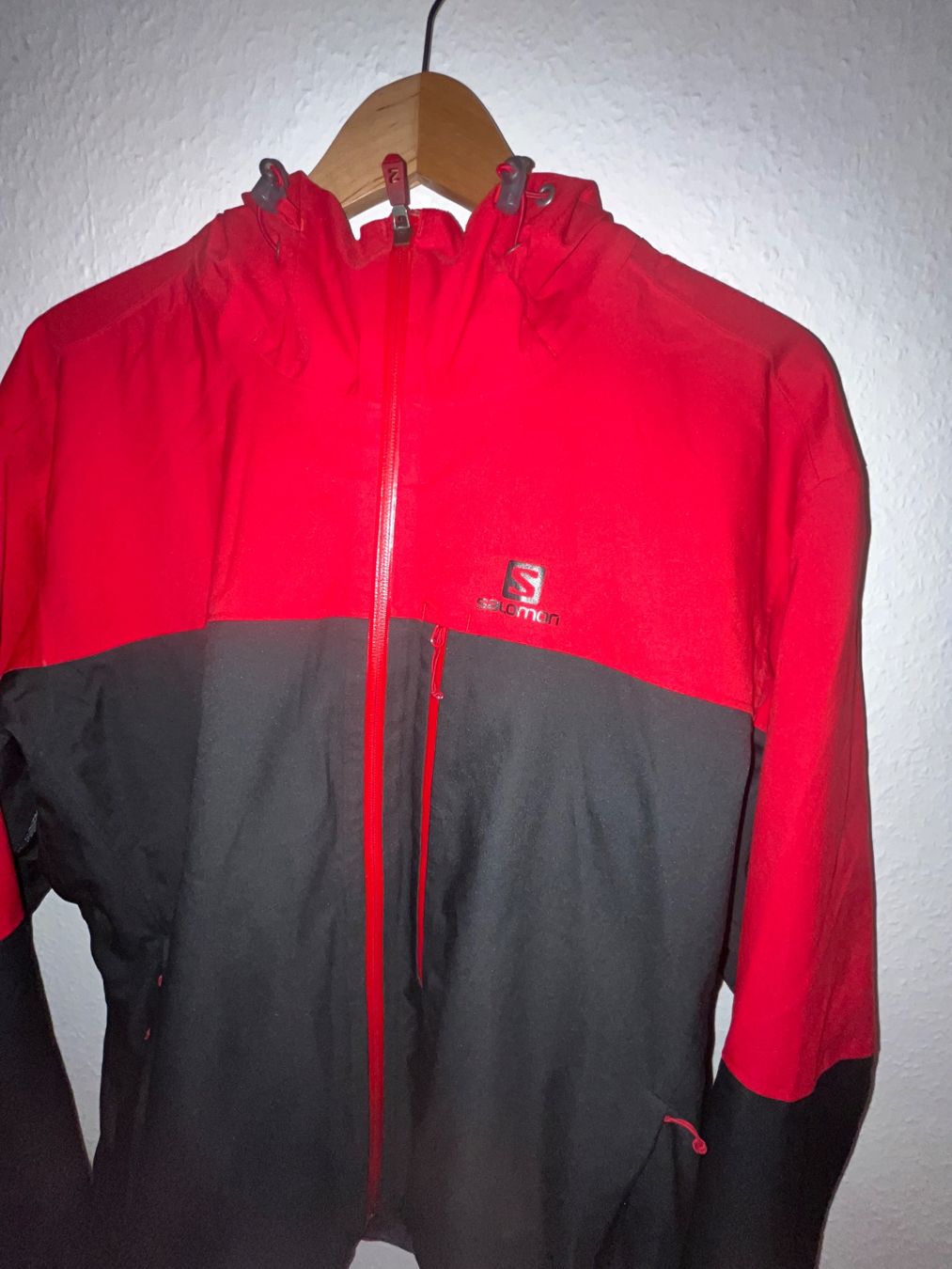Salomon Giacche: Salomon red/black men's rain jacket - L – Usato da Genève venduto da dmt_y25y 1