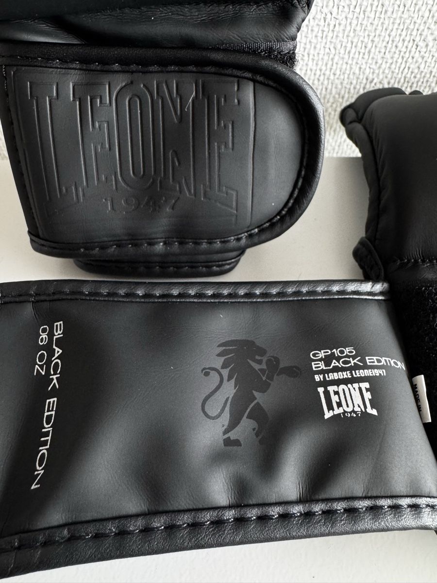 Guanti & manicotti: NEUE!!! LEONE Box-/MMA Handschuhe – Nuovo e nell'imballaggio originale da Wallisellen venduto da Trin4ever 2