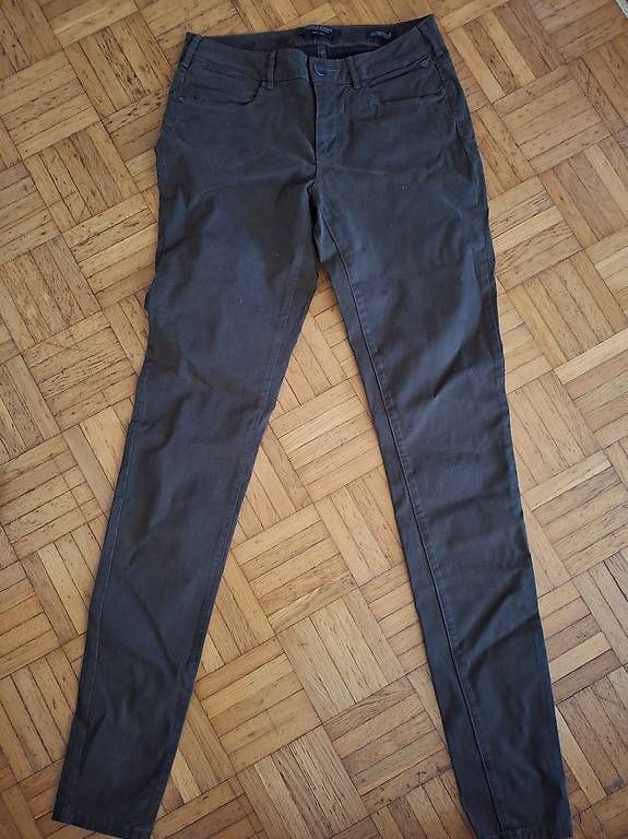 Levi's Pantaloni: 2 Marken Hosen Gr. 34 – Usato da Winterthur venduto da ste_5ncm