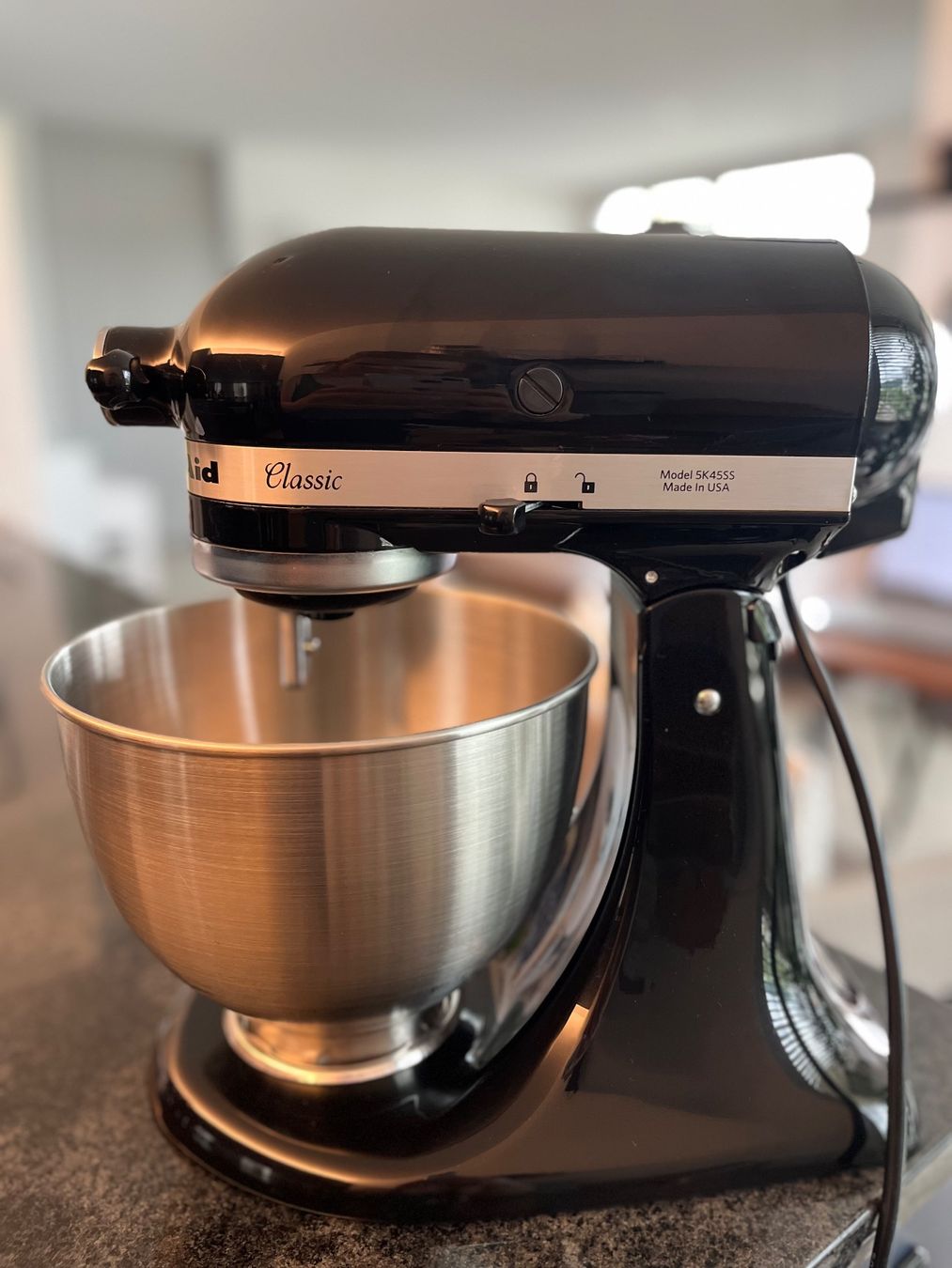 Kitchenaid Elettrodomestici da cucina: KitchenAid Classic Küchenmaschine, schwarz – Usato da Zürich venduto da SimiWen 1