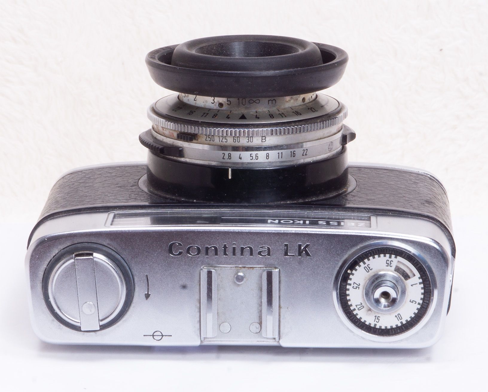 Zeiss Fotocamera: ZEISS IKON Contina LK – Usato da Zürich venduto da phueni 4