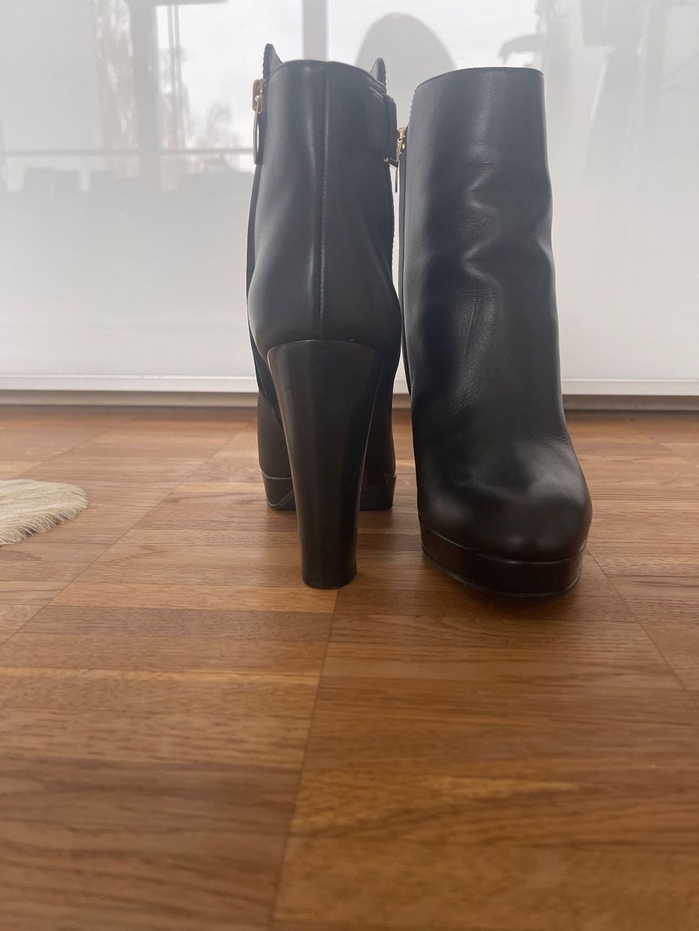 Sergio Rossi Chaussures femmes: Bottine Sergio Rossi black Gr 37.5 – D'occasion à Zürich par happypascha 3