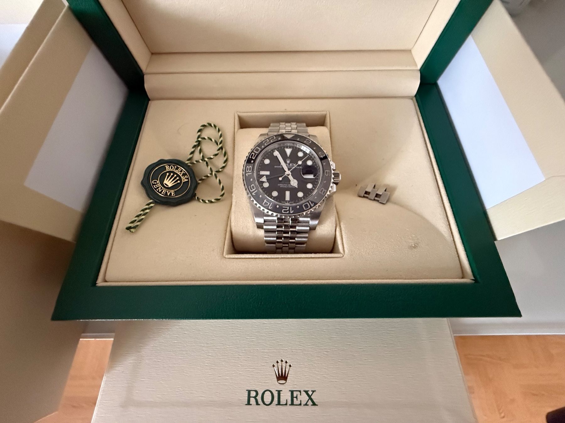 Rolex Montres: Rolex GMT-Master II "Bruce Wayne" – D'occasion à Einsiedeln par nickulrich 2