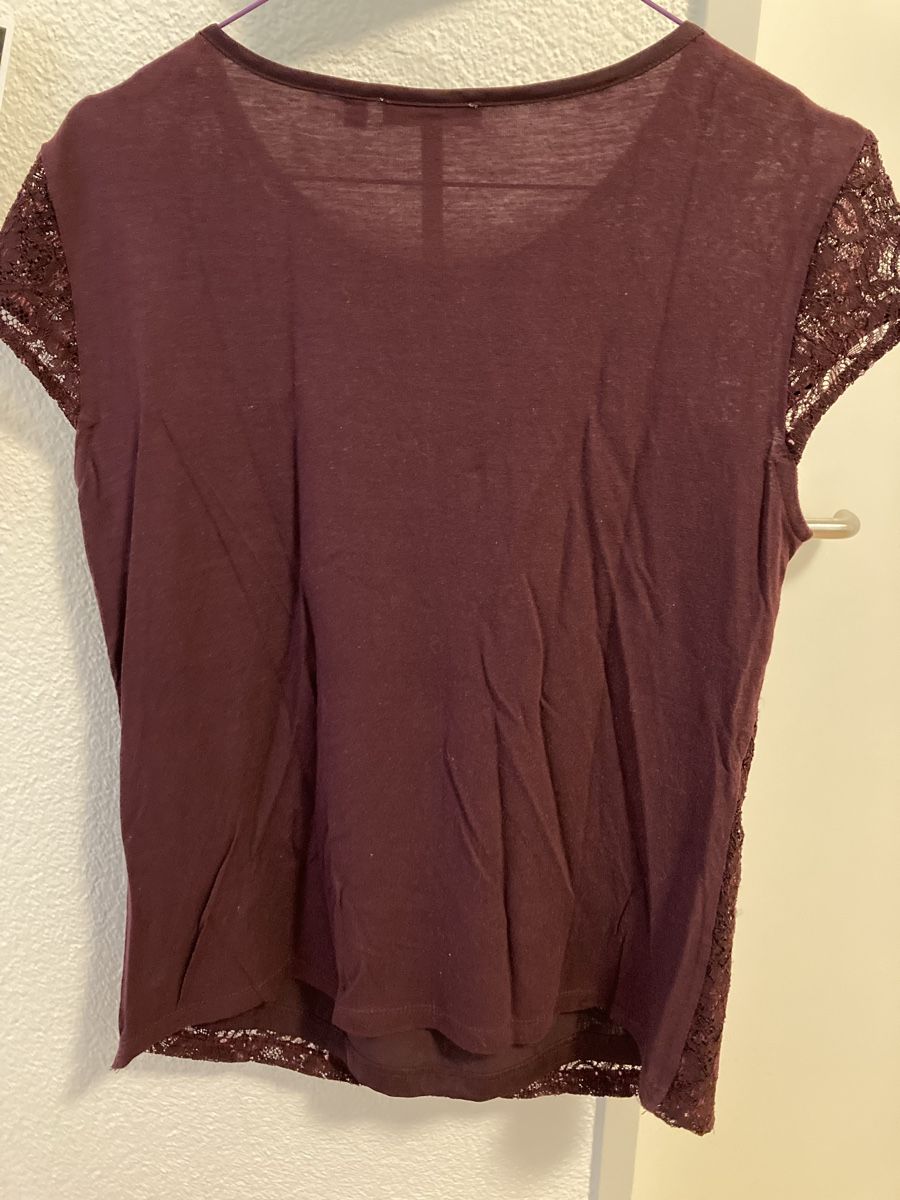 T-Shirts: T-Shirt mit Spitze – Neu (gemäss Beschreibung) aus Urtenen-Schönbühl von alessibas 1