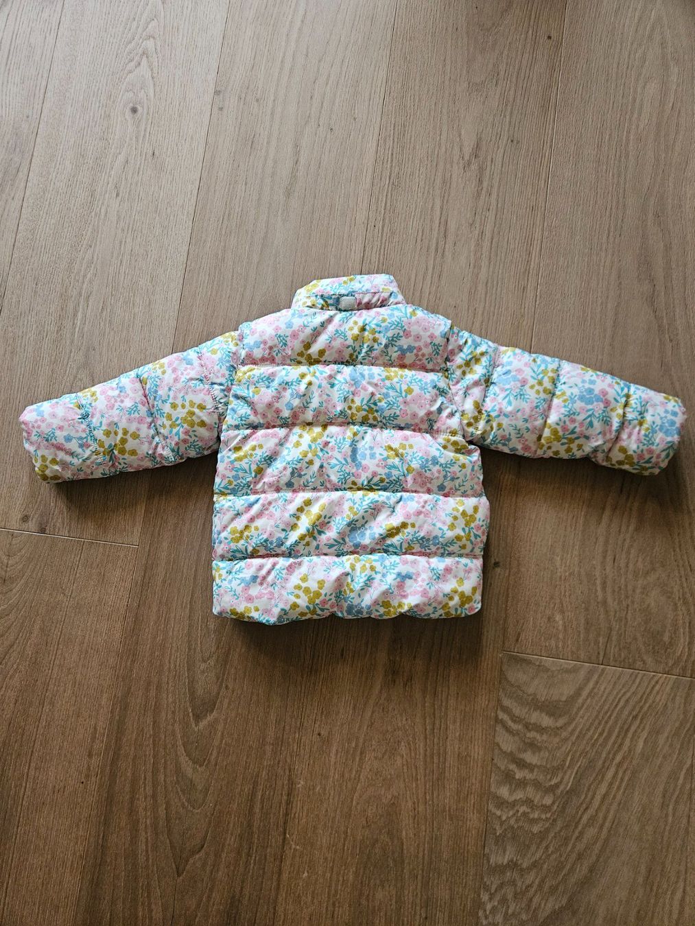 H&M Vestes & Manteaux: Kinder-Winterjacke Grösse 86 – D'occasion à Cham par gr80 1