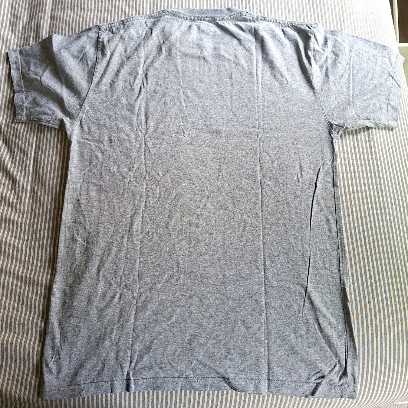 Vans T-shirt: Vans T-shirt – Usato da Morges venduto da Sakpen 1