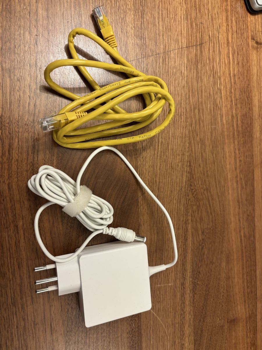 Swisscom Modems & Router: Router/WLAN Internet-Box 4 – Gebraucht aus Zürich von meta_q 4