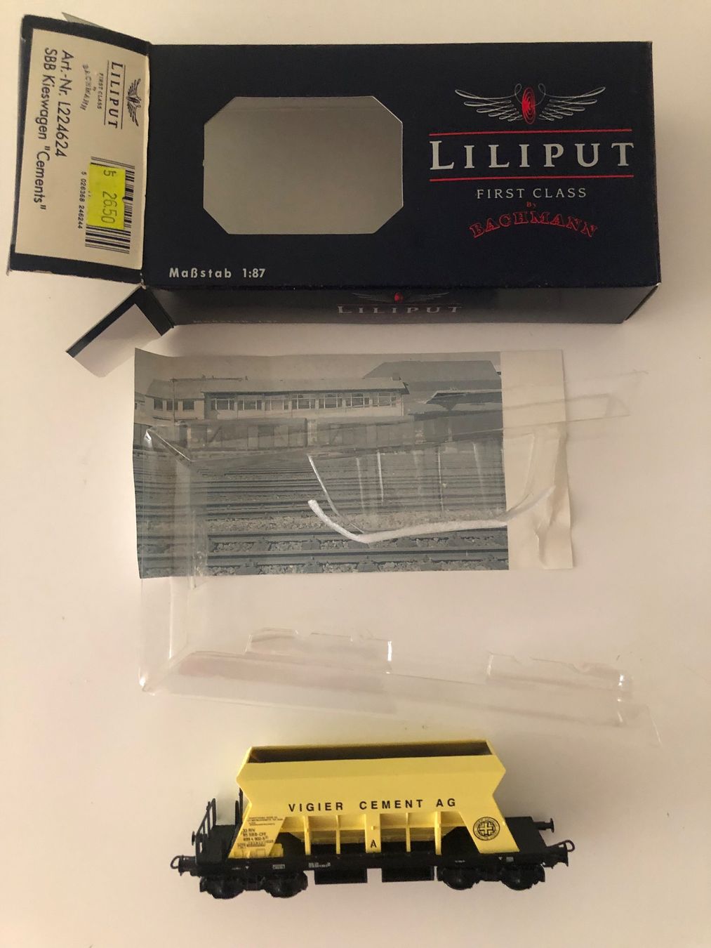 Liliput Modellini di ferrovie: Liliput L224624 SBB Cenemts NEU – Nuovo e nell'imballaggio originale da Ostermundigen venduto da Garmin03
