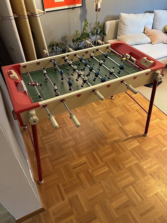 Giochi: Töggelikasten Tischkicker 70er inkl. Bälle – Usato da Zürich venduto da KarlJulius 1