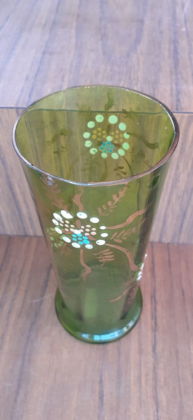 Bicchieri: Grüner Glasbecher antik – Usato da Mörschwil venduto da antiksalon 6
