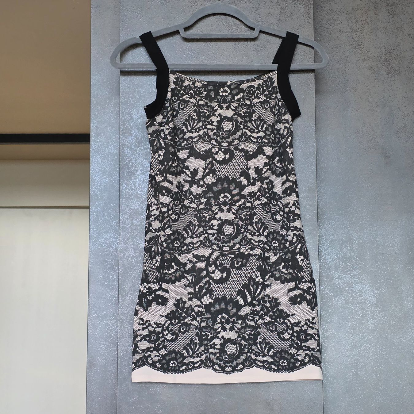 Marc Cain Tops: 🐸 MARC CAIN TOP MIT SPITZENPRINT 38 – Neu (gemäss Beschreibung) aus Môtier (Vully) von Frogs 4