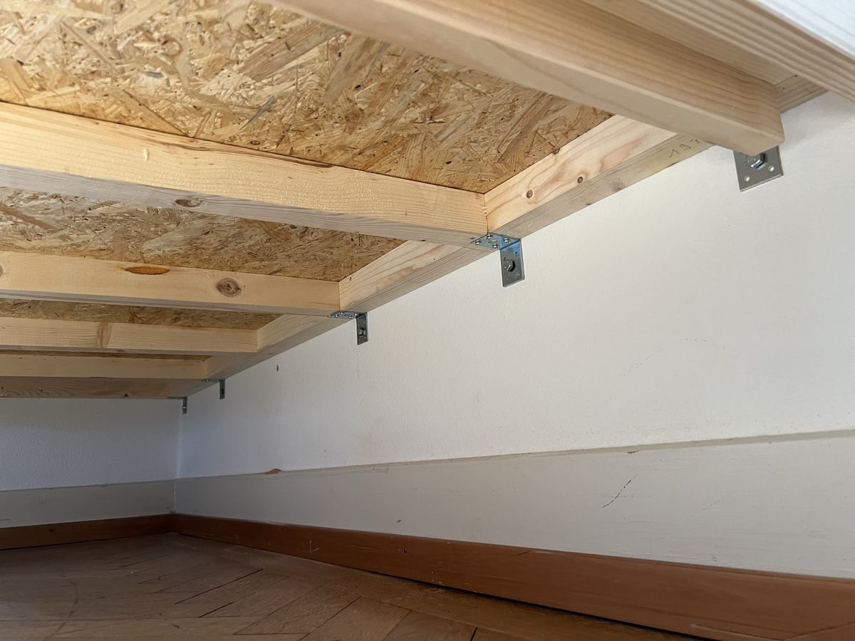 Letti: Floating bed / schwebebett 90x200 – Nuovo (secondo la descrizione) da Bern venduto da fer_9lxq 2