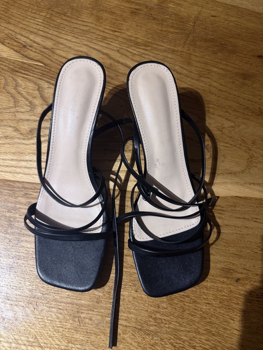 Scarpe da donna: Sandalen Gr. 40 – Usato da Siebnen venduto da koschitoschi 1