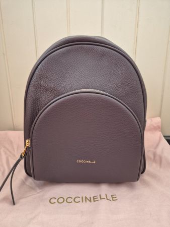 Neuer Coccinelle CityRucksack Raupe/gold