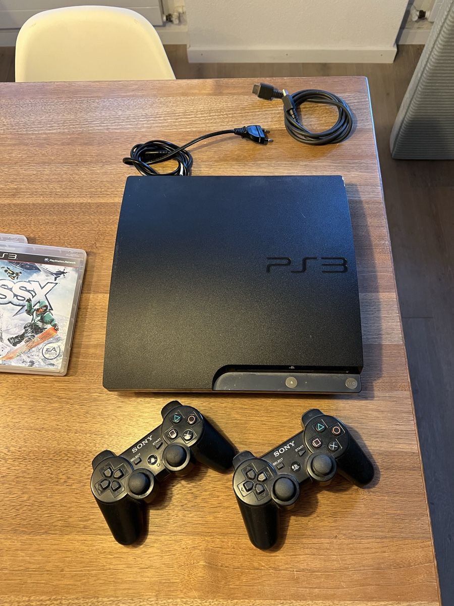Sony Konsolen: PS 3 mit 2 Controllern und Div. Games – Gebraucht aus Dachsen von Tim_Sigg