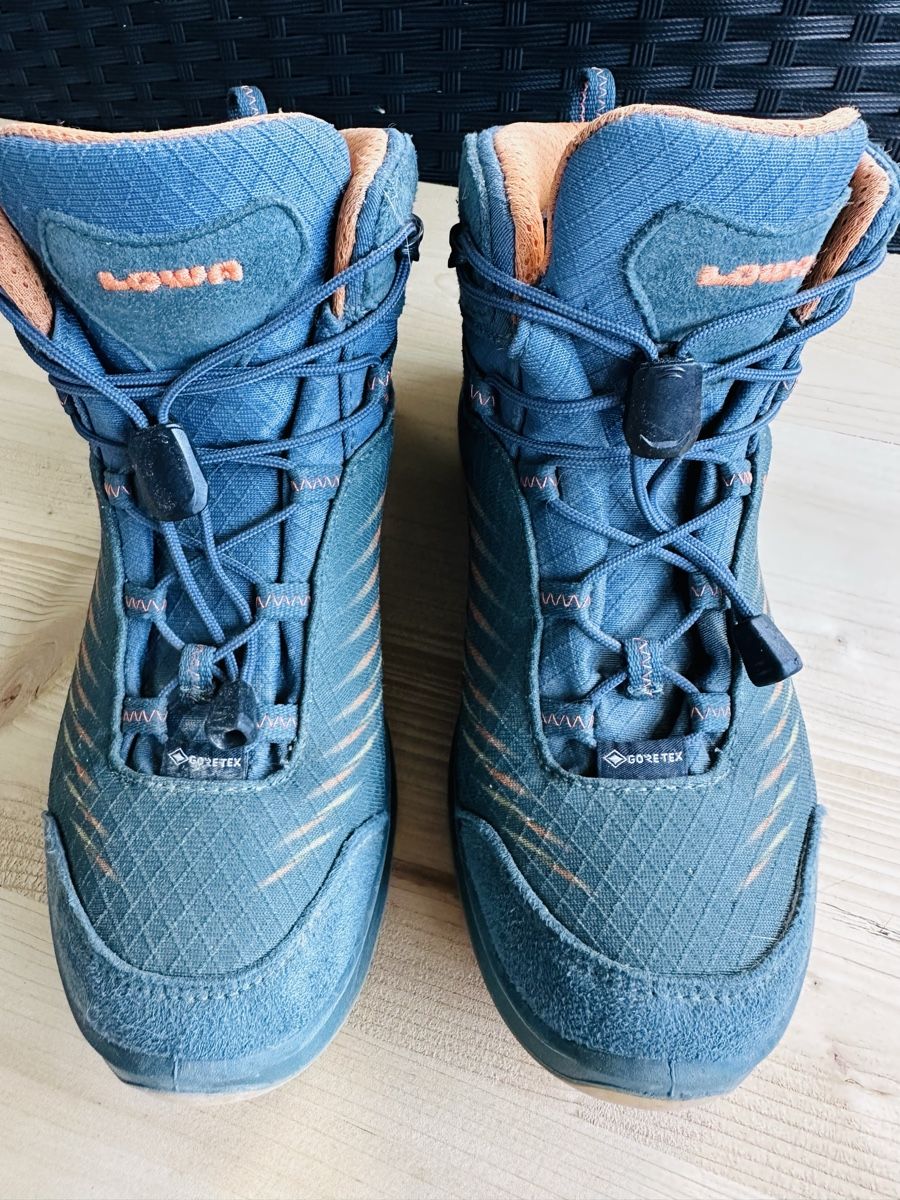 Lowa Schuhe für Jungen: LOWA Kinderwanderschuh – Gebraucht aus Emmen von diewarweis 1