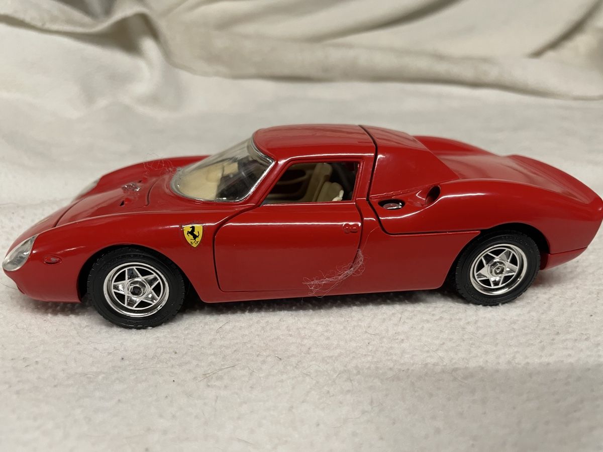 Bburago Voitures modèles: Ferrari 250 Le Mans 1965 – D'occasion à Zuerich par HaYvFoRu 2
