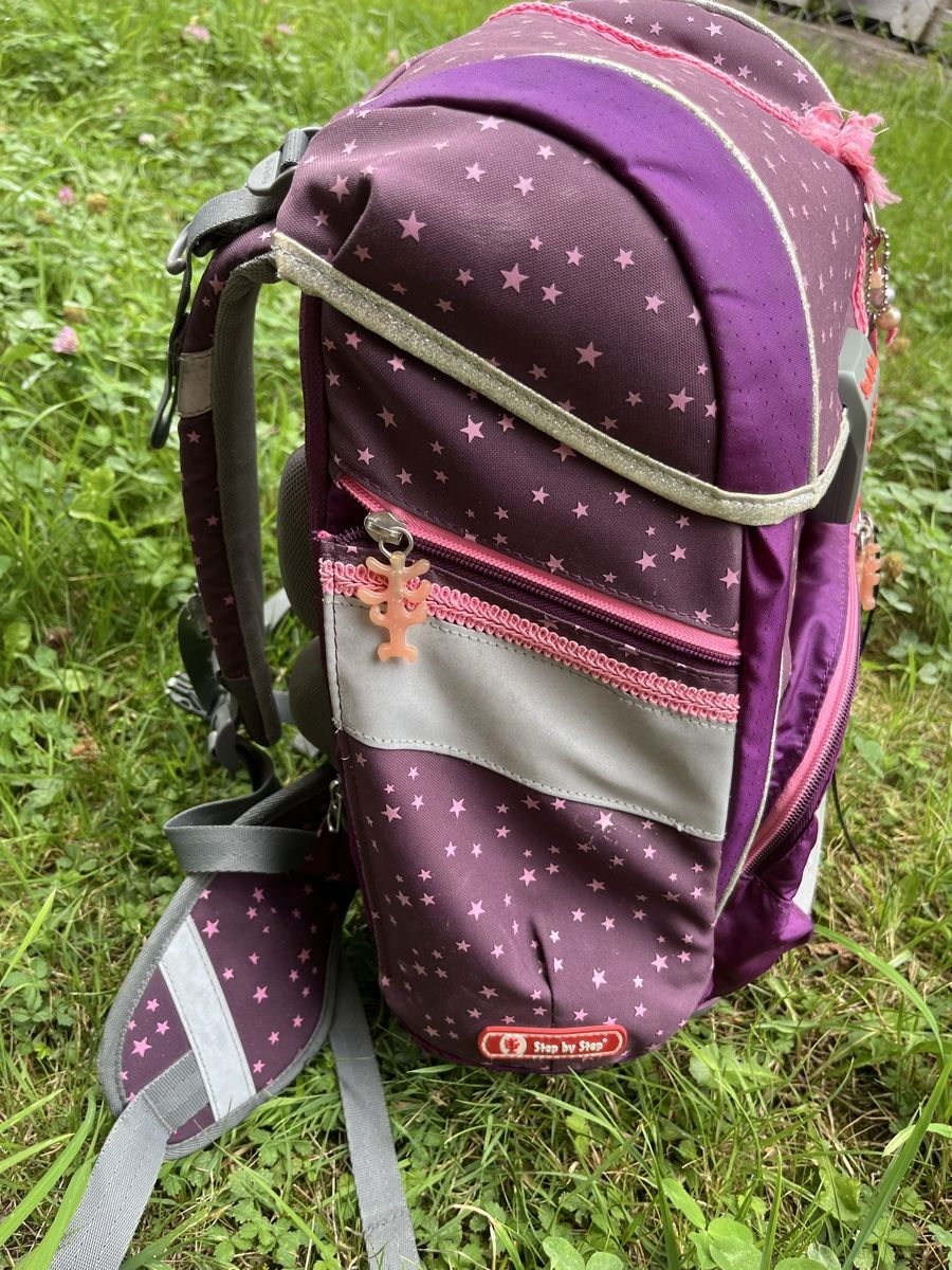 Step by Step Kindertaschen: Step by Step Schultasche lila Sterne Einhorn Mädchen – Gebraucht aus Buochs von Carmelita1980 1