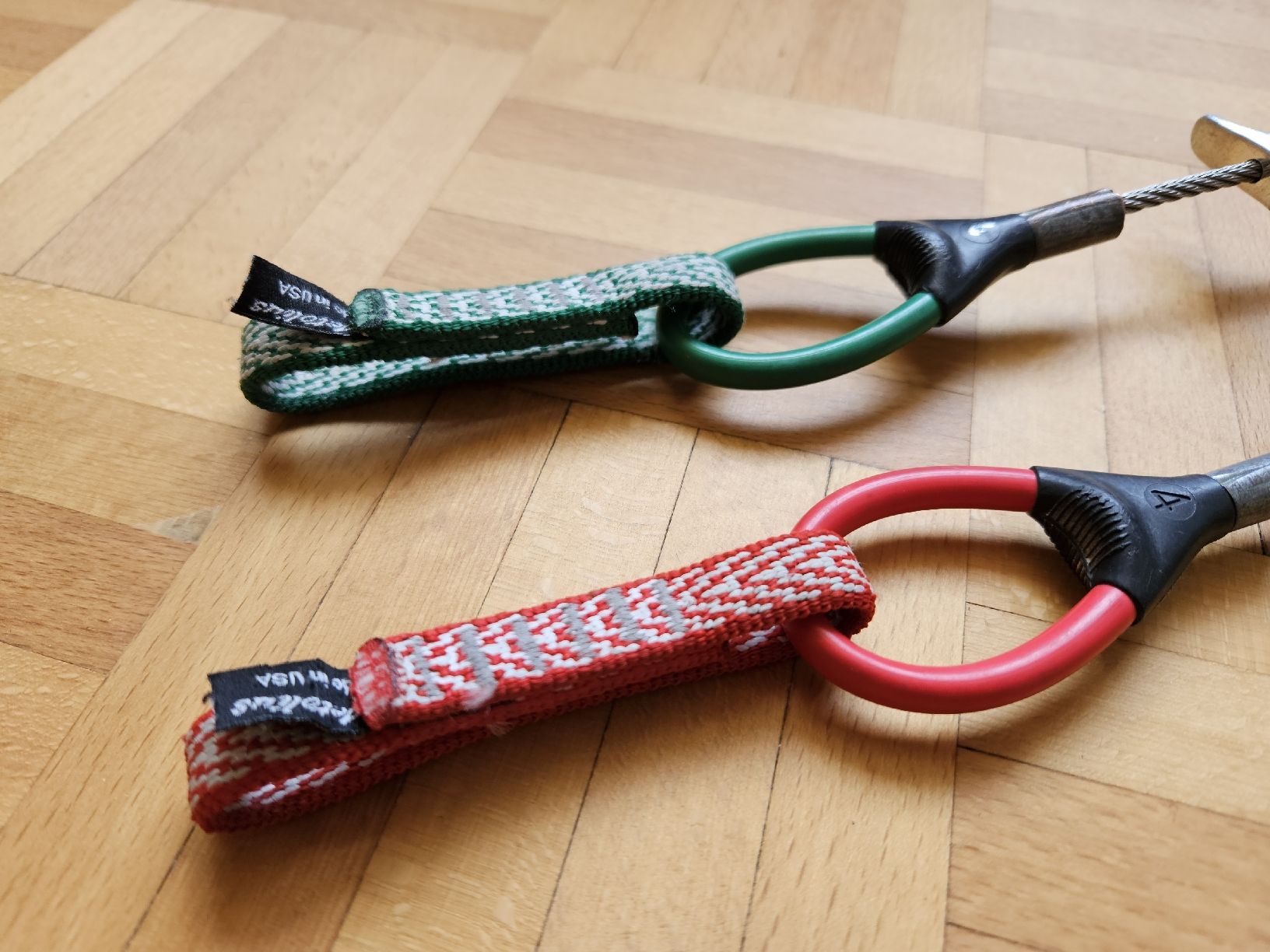 Kletterausrüstungen: Metolius Cams Friends 2 Stück – Gebraucht aus Wattwil von Fair2nd 2