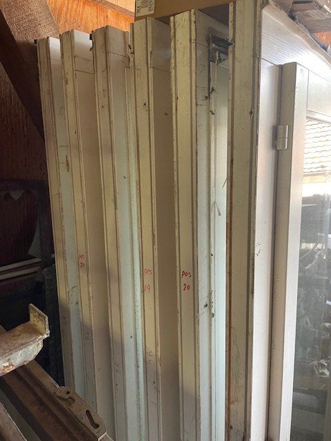 Finestre: Fenster Weiss 6 Stk. – Usato da Hellikon venduto da josef50. 1