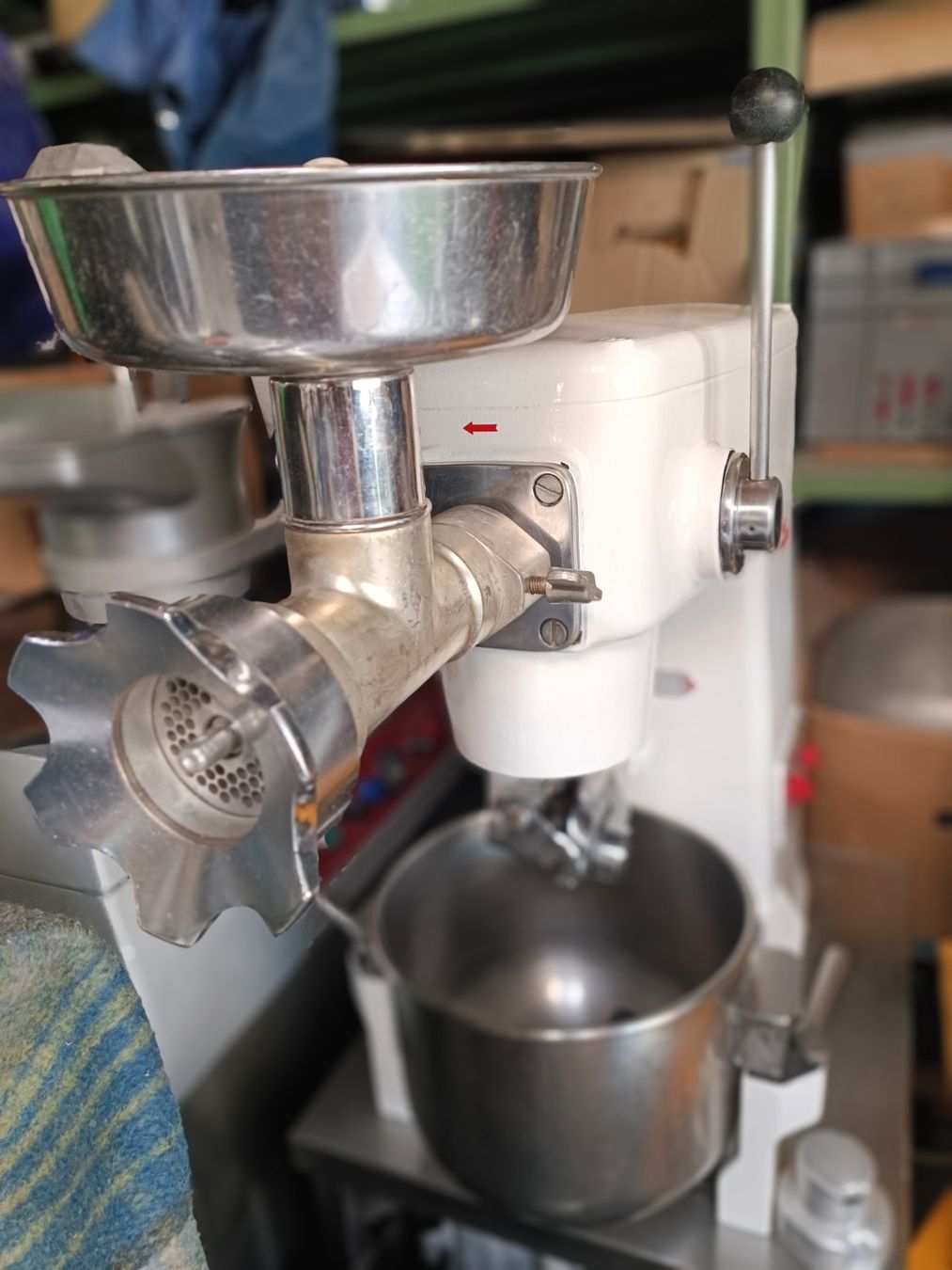 Lips Elettrodomestici da cucina: Lips Rotor Piccolo mit Gemüseschneider Fleischwolf – Usato da Lengnau BE venduto da turbostef 3