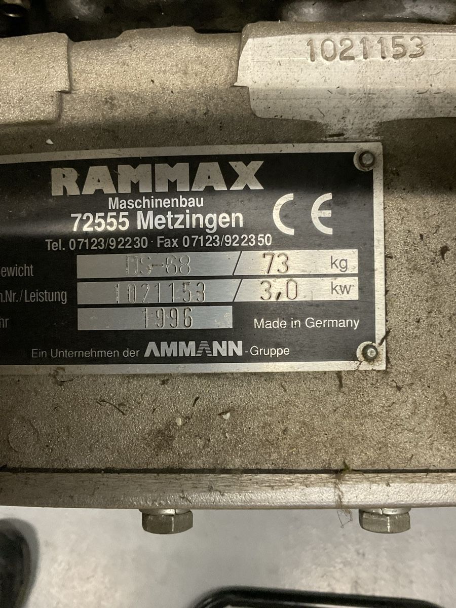 Rammax Alle Maschinen: Grabenstammpfer Ramax DS-68 – Defekt aus Suhr von mvrv 2
