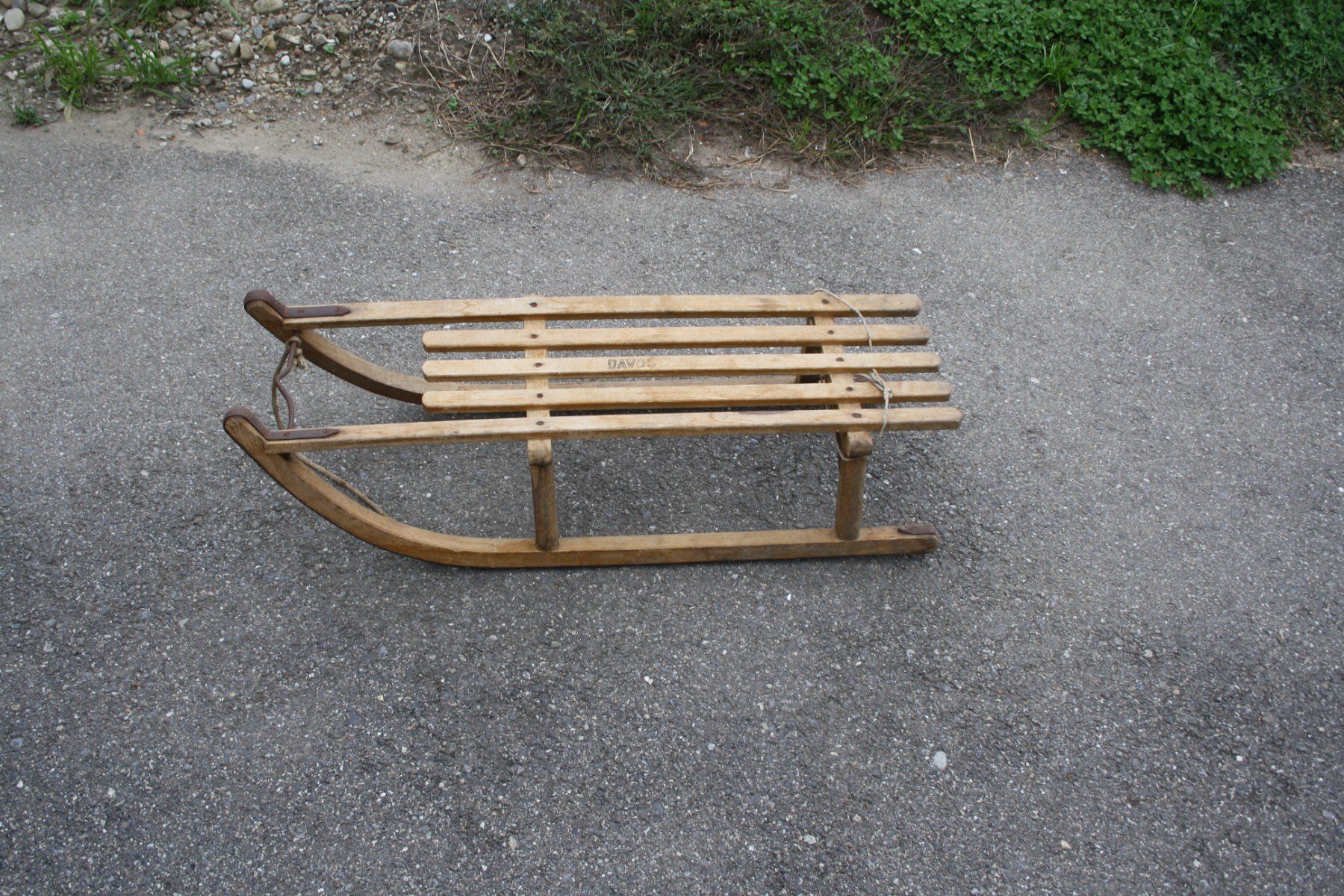Davos Slitta: DAVOSER DAVOS HOLZ-SCHLITTEN VINTAGE – Usato da Wauwil venduto da Pneuedy 2