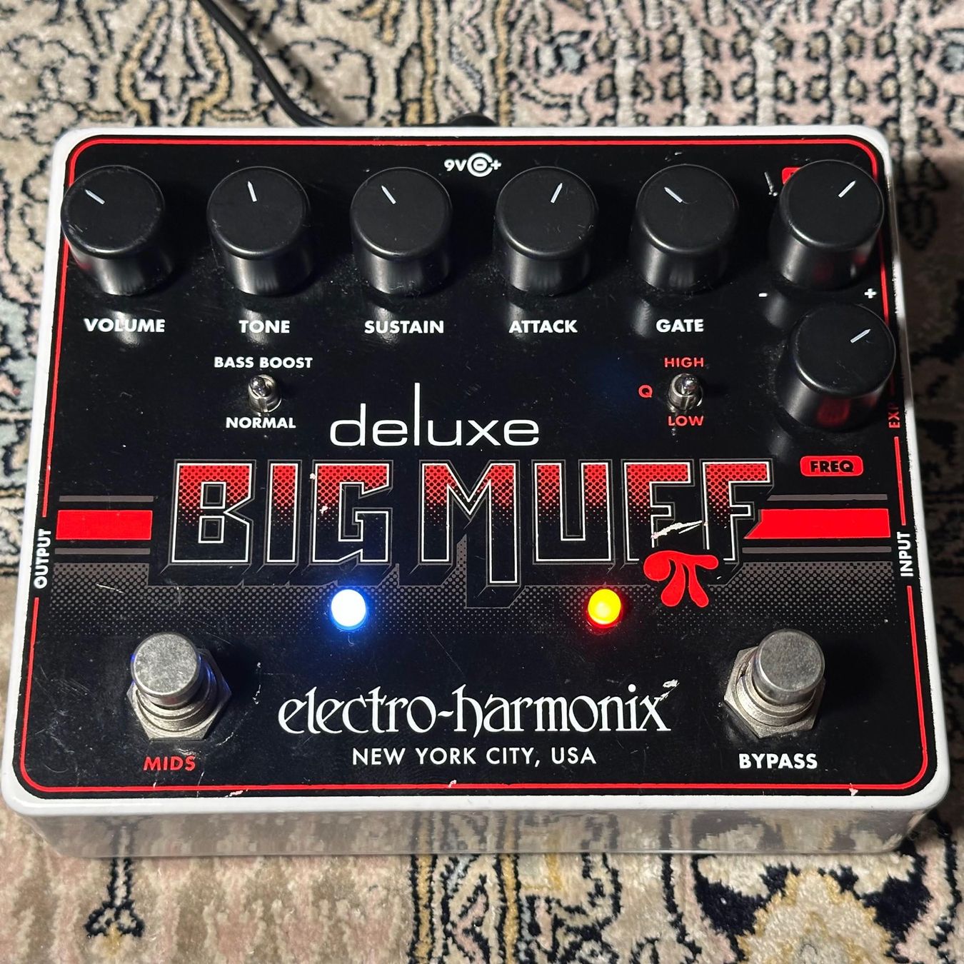 Electro-Harmonix Strumenti musicali: Pédale Electro-Harmonix Deluxe Big Muff Fuzz – Usato da Choulex venduto da GrutliTech