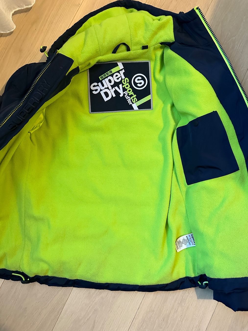 Superdry Giacche: Super dry jacket for men small – Usato da Zürich venduto da moi_9nfk 1