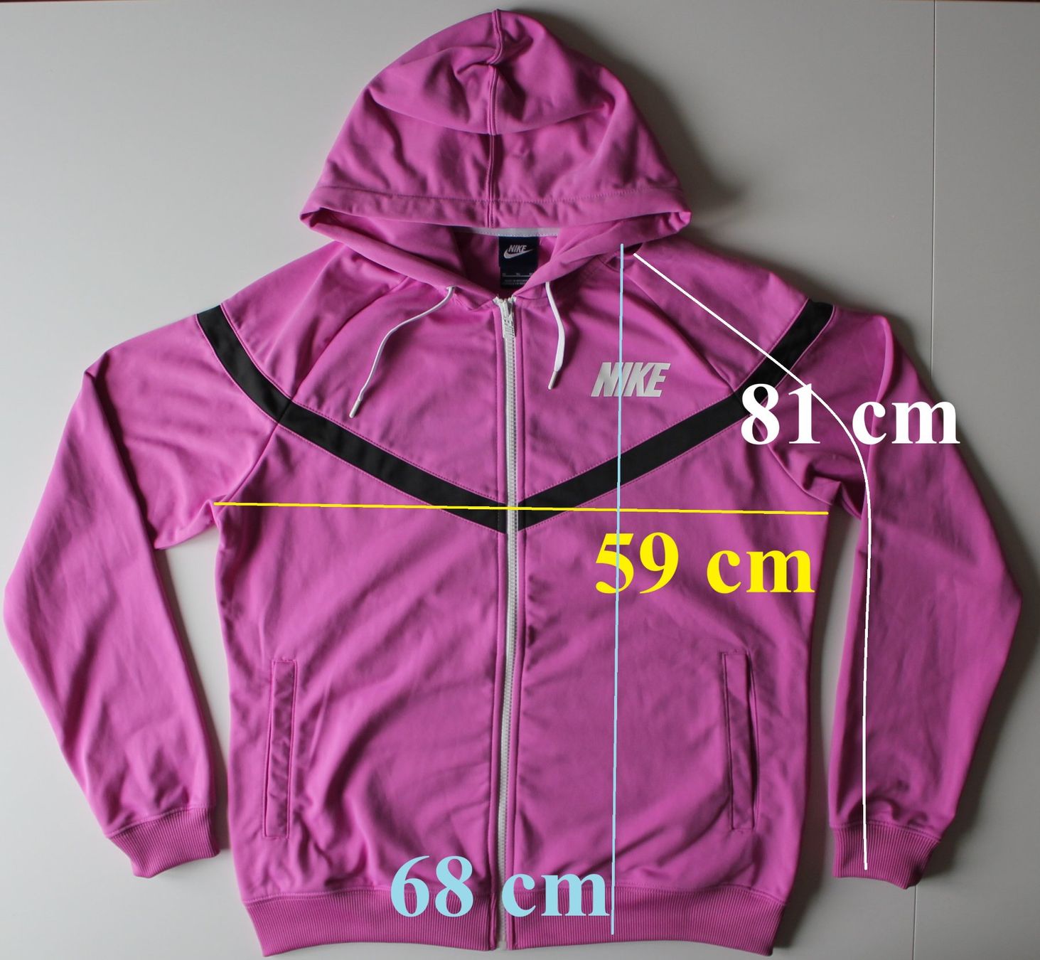 Nike Giacche: Veste Nike rose t. XL – Usato da Peseux venduto da Gilloss 7