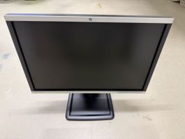 HP LA2405x 24” Monitor