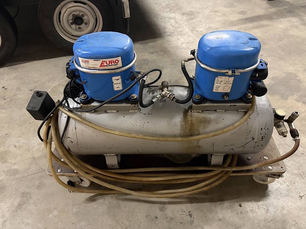 Compressori: Luft Kompressor  – Usato da Lausen venduto da Gjuliana4