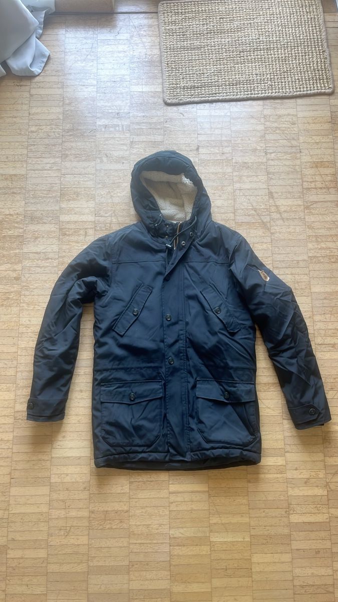 Giacche: Winterjacke Marke Derbe grösse S – Usato da Luzern venduto da Chregu640