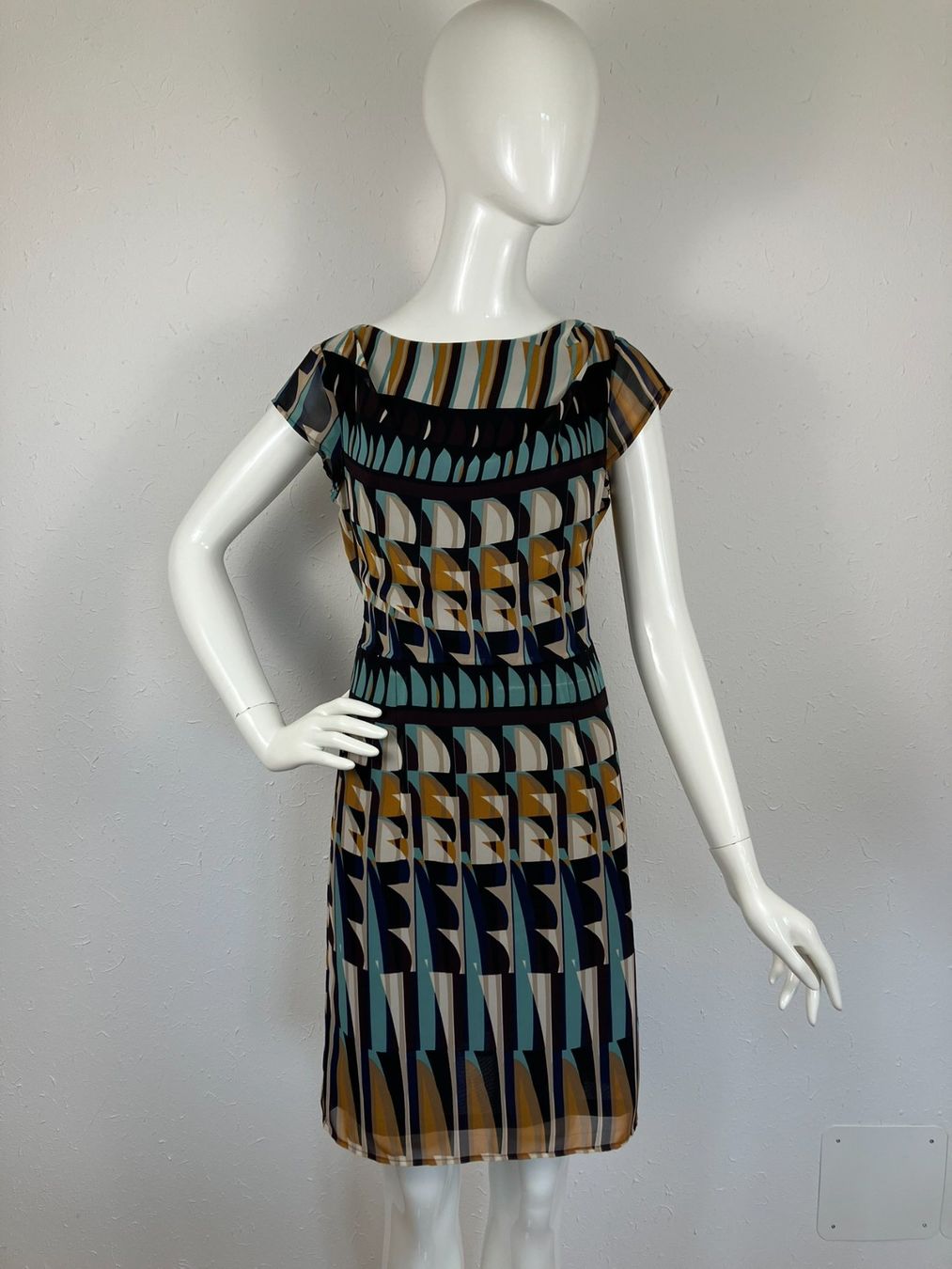 Esprit Robes: Esprit Kleid Gr.34 – D'occasion à Laupen ZH par kar_lfz6
