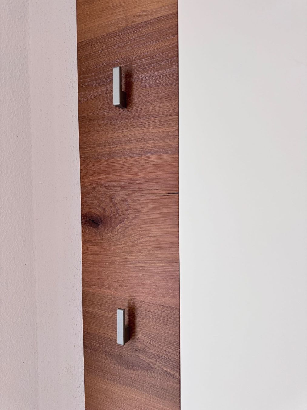 Garderobe: Garderobe 2-teilig Weiss / Holzoptik – Gebraucht aus Neunkirch von VivienneA 4