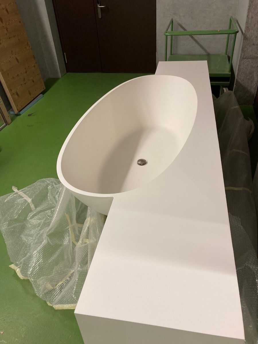 Vasche da bagno: Corian Badewanne – Nuovo (secondo la descrizione) da Chur venduto da Mbadimeischter