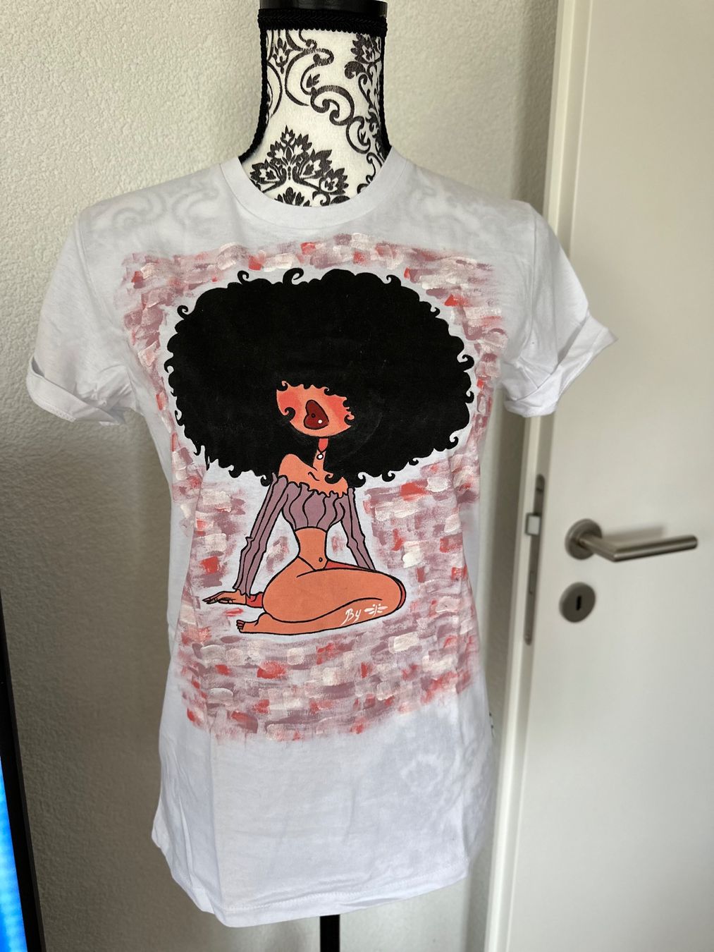 Camicette, T-shirt & Top: T-shirt hand made – Nuovo (secondo la descrizione) da Schaffhausen venduto da Nadiuna