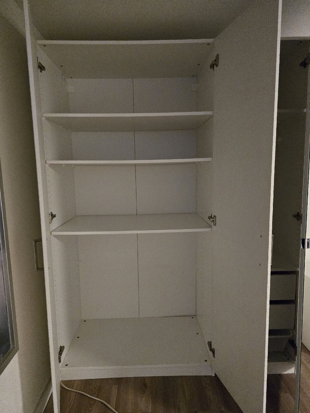 Ikea Armadi: PAX Kleiderschrank gebraucht – Usato da Arlesheim venduto da Topaz68 1